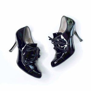 Dolce & Gabbana black patent baroque lace-up heels - size 37 🖤